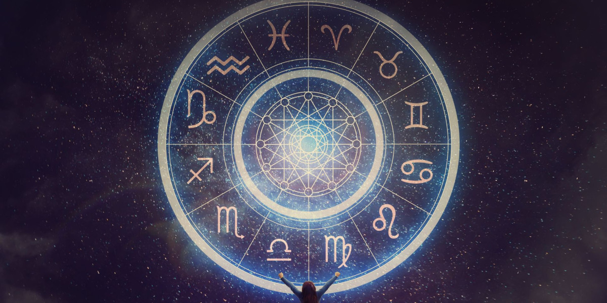 How Dubai's Astrologers Blend Traditional Wisdom with Modern Technology